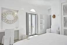 White Dunes Luxury Suites 