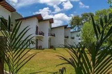 Wewa Addara Hotel - Hotel by the lake 