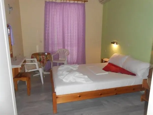 Artemis Pension Lefkada 