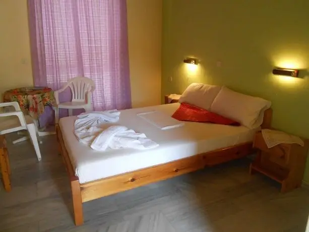 Artemis Pension Lefkada 