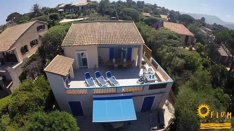 Casa Blue Cavallone