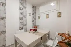 Apartments Carulli 