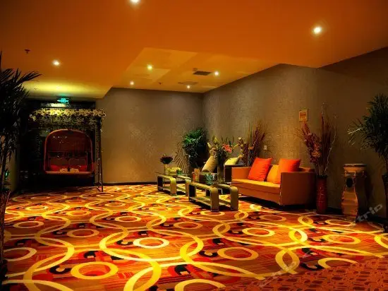 To Youth Themed Hotel Zhengzhou 