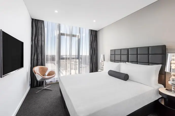 Meriton Suites Mascot Central 