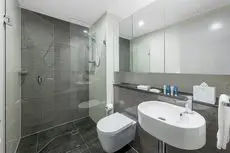 Meriton Suites North Sydney 