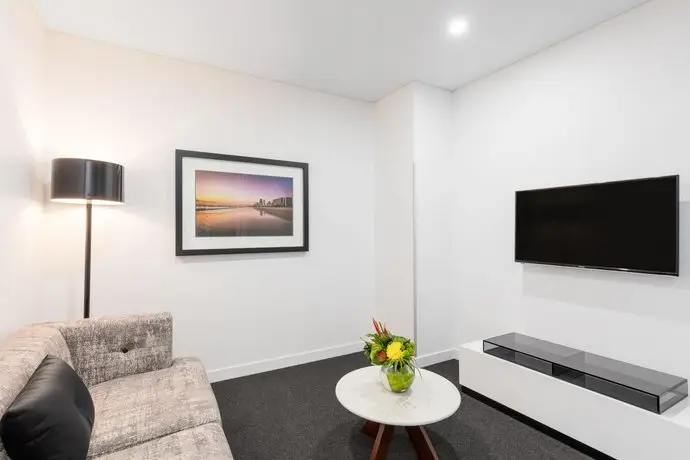 Meriton Suites Southport 