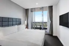 Meriton Suites Southport 