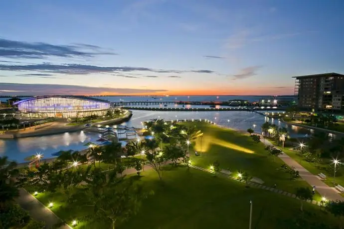 Darwin Waterfront Luxury Suites 