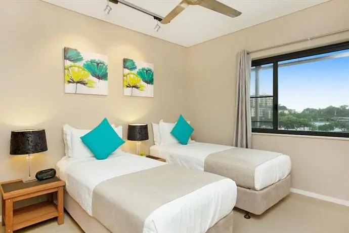 Darwin Waterfront Luxury Suites 