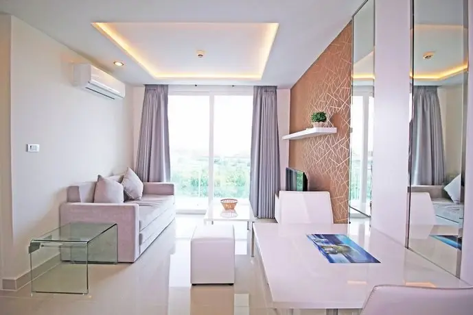 Amazon Residence by Pattaya Sunny Rentals 