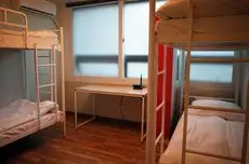 YaKorea Hostel Hongdae 