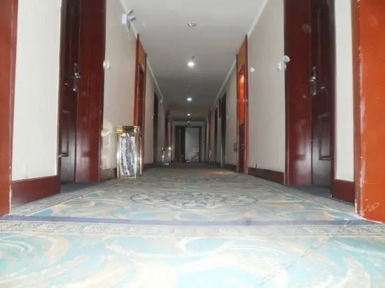 Longma Hotel Luzhou 