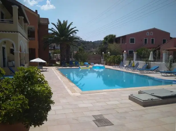 Katerina Pool Apartments 