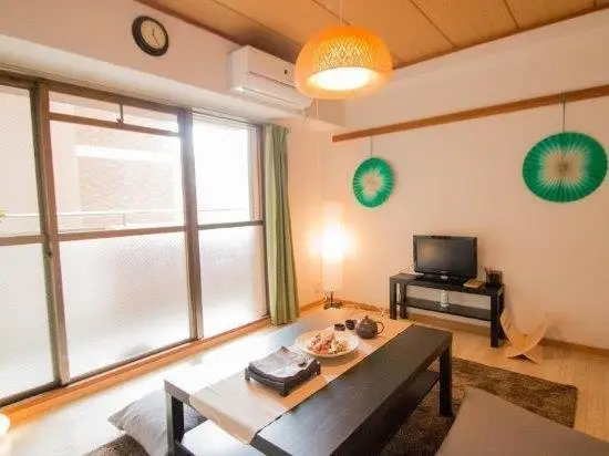 Shimanouchi Shuei Private Apartment 