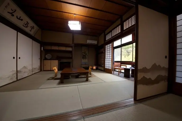 Okamotoya Ryokan