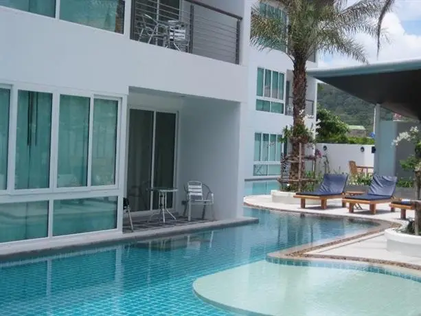 Akisol Phuket Ocean apartments 