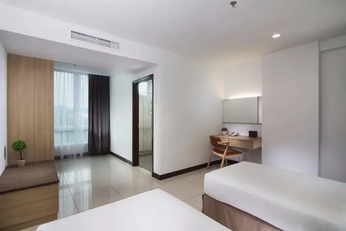 One Pacific Hotel & Serviced Apartment 