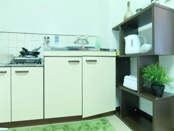 H Tsubaki Apartment 