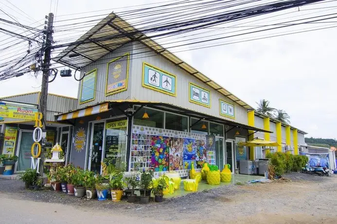 Room Hostel @ Phuket Airport