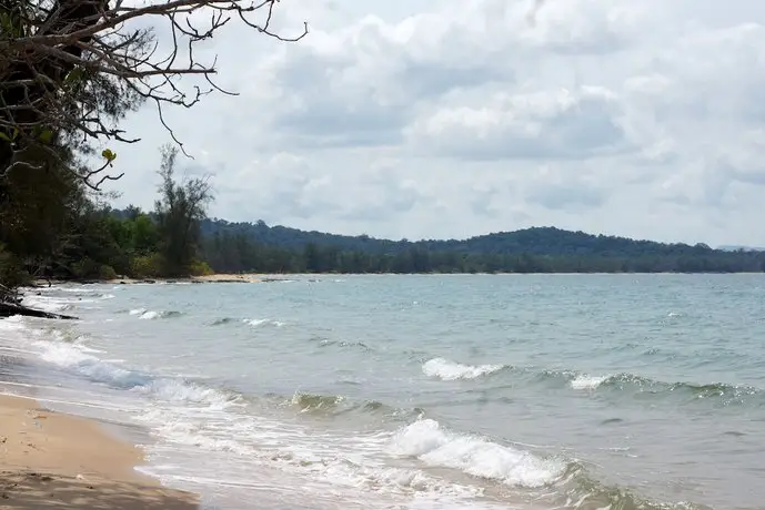 Gold Sand Beach Bungalow 