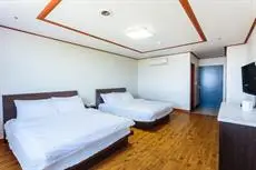 New Korea Youth Hostel 