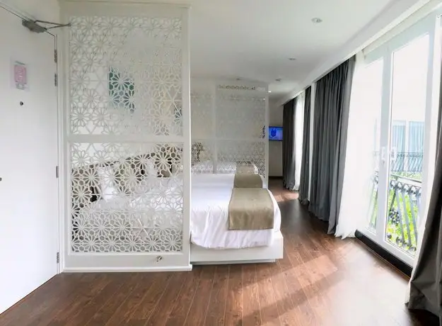 Cham Oasis Nha Trang Resort Condotel 