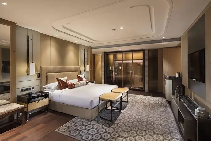 Hilton Jinan South Hotel & Residences 