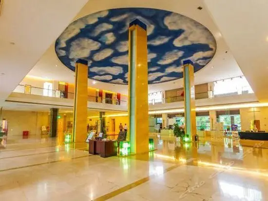 Mount Emei Qilingping Hot Spring Hotel