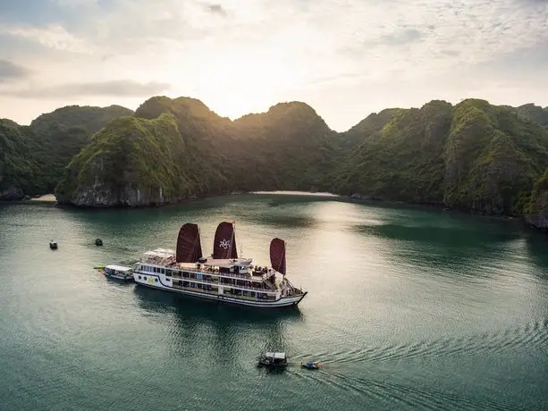 Orchid Ha Long Cruise 