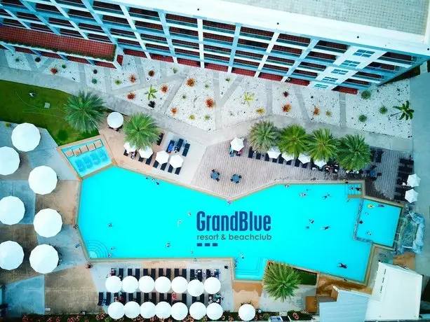 GrandBlue Resort & Beachclub