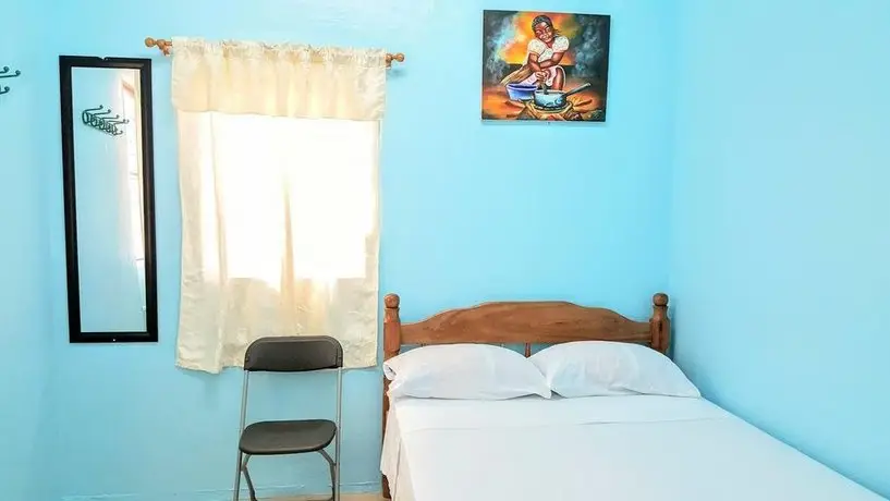 Sea Breeze Guest House Belize City 