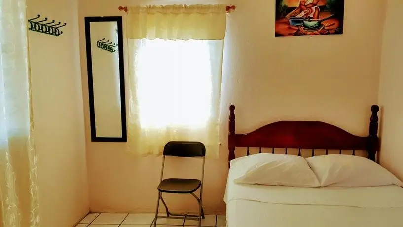 Sea Breeze Guest House Belize City 