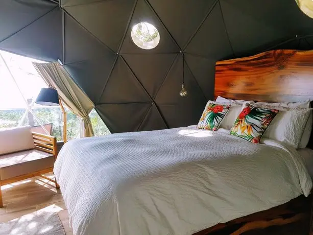 Chira Glamping Monteverde 