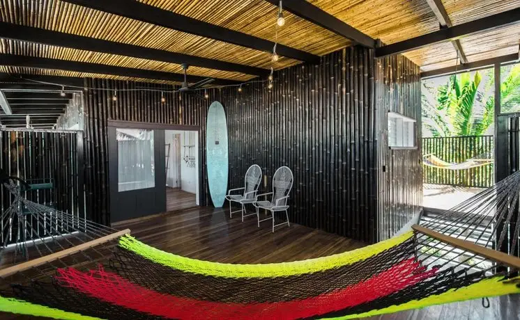 La Negra Surf Hotel & Soda 