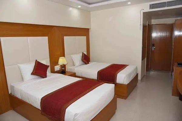 Hotel Anand International