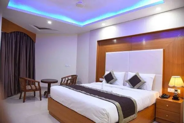 Hotel Anand International