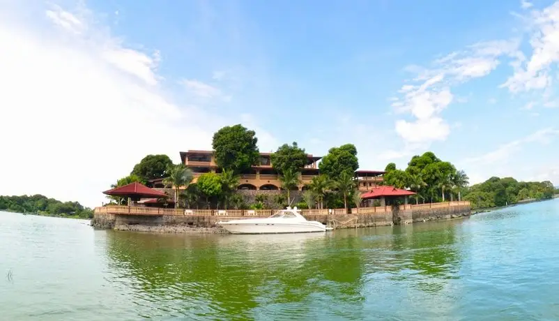 Hotel El Reith Lake Granada Nicaragua 