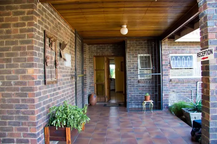 Phokeng Gardens Bed and Breakfast 