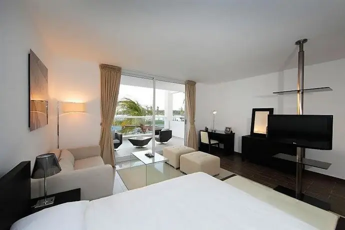 Playa Blanca Town Center Suite