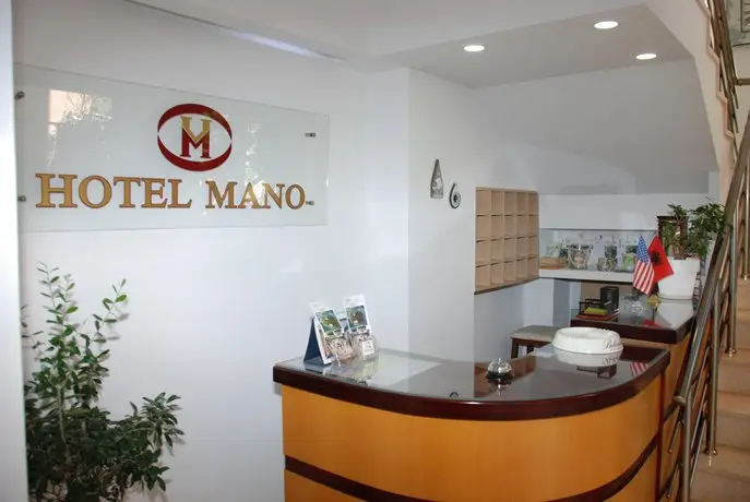 Hotel Mano Sarande