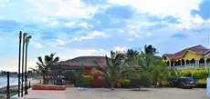 Coconut Pointe Villa & Beach Resort 