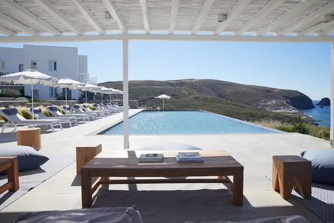 Milos Breeze Boutique Hotel 