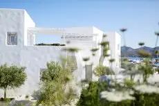 Milos Breeze Boutique Hotel 