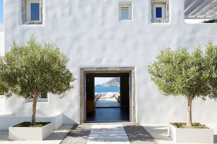 Milos Breeze Boutique Hotel 