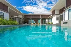 CasaBay Luxury Pool Villas 