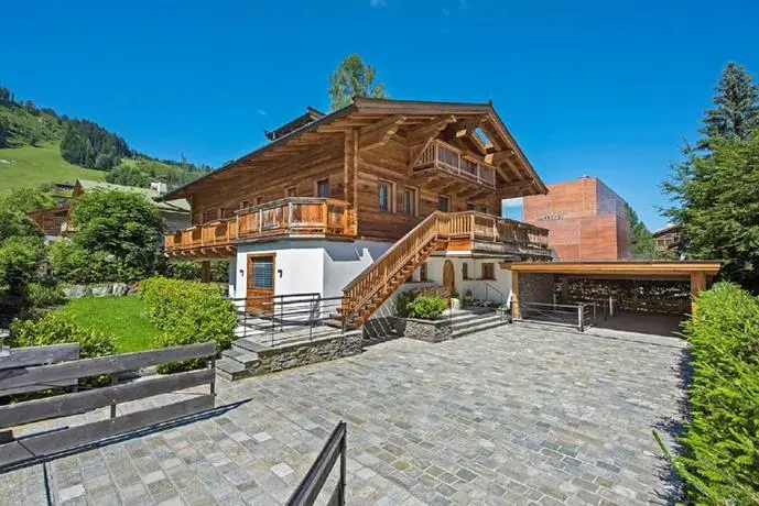 Lovely Chalet Kitzbuhel