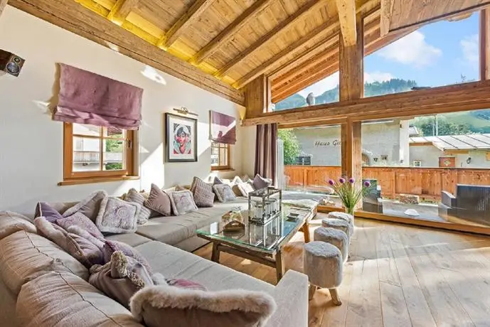 Lovely Chalet Kitzbuhel