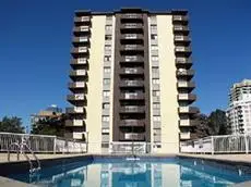 Pelicanstay in Burnaby Lake 