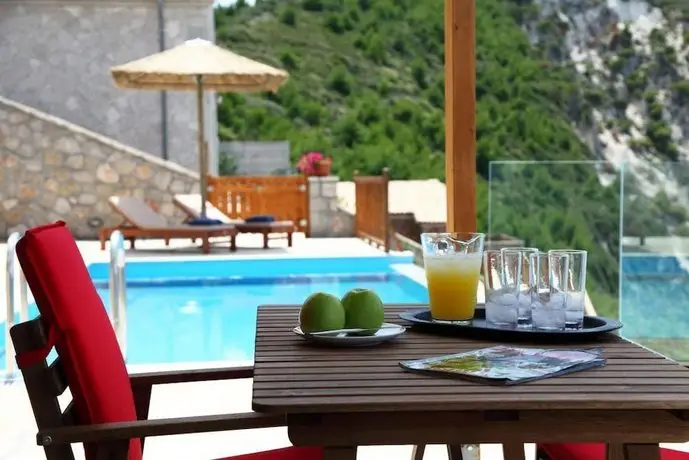 Milos Paradise Luxury Villas 