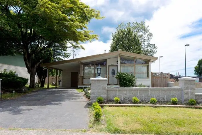 Leo's Burnaby House